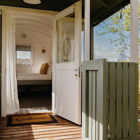 Little England Retreats - Cottage, Yurt And Shepherd Huts Othery Buitenkant foto