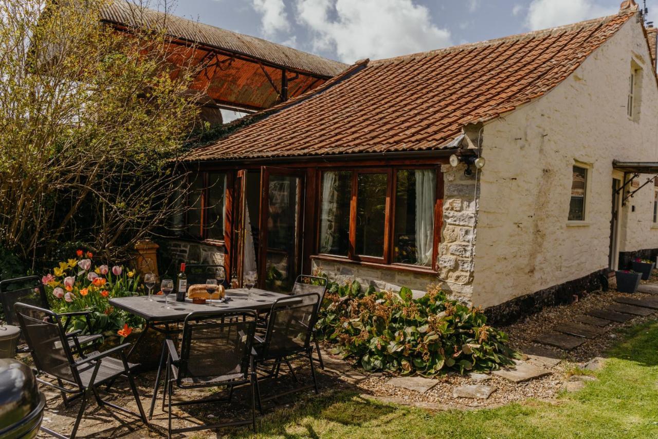 Little England Retreats - Cottage, Yurt And Shepherd Huts Othery Buitenkant foto