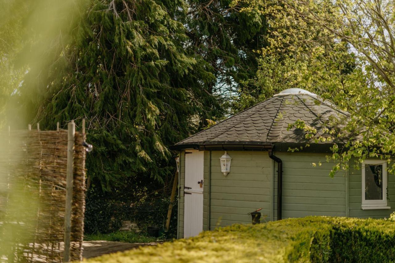 Little England Retreats - Cottage, Yurt And Shepherd Huts Othery Buitenkant foto