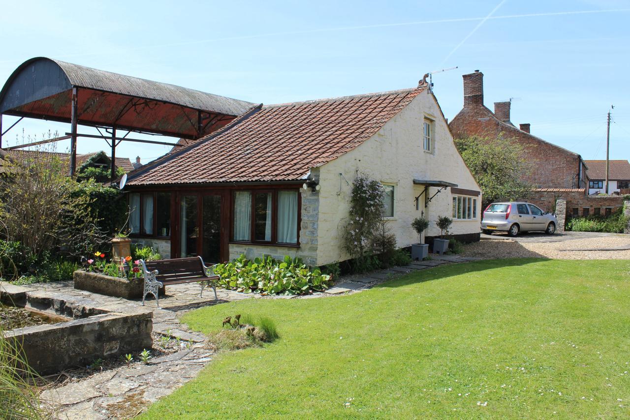 Little England Retreats - Cottage, Yurt And Shepherd Huts Othery Buitenkant foto