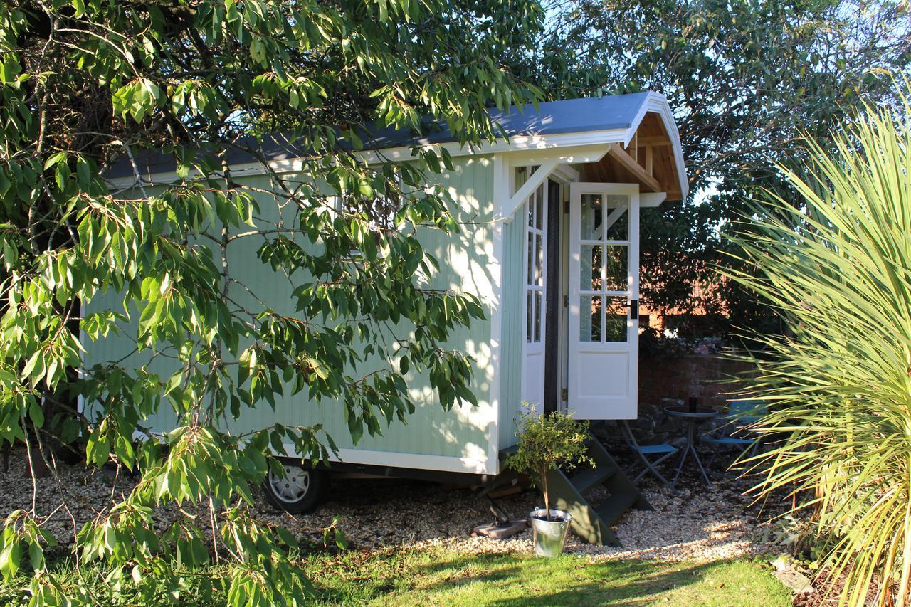 Little England Retreats - Cottage, Yurt And Shepherd Huts Othery Buitenkant foto